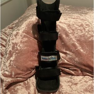 Walkin Pets rear leg brace XL